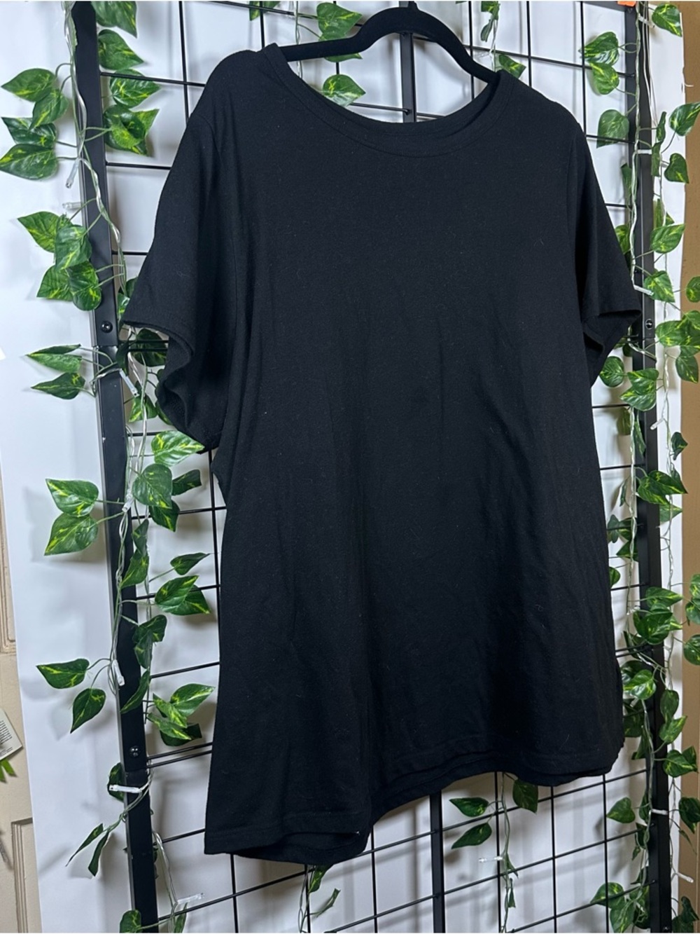 Torrid Classic Fit Black Crew Neck Short Sleeve T-Shirt Womens 3X